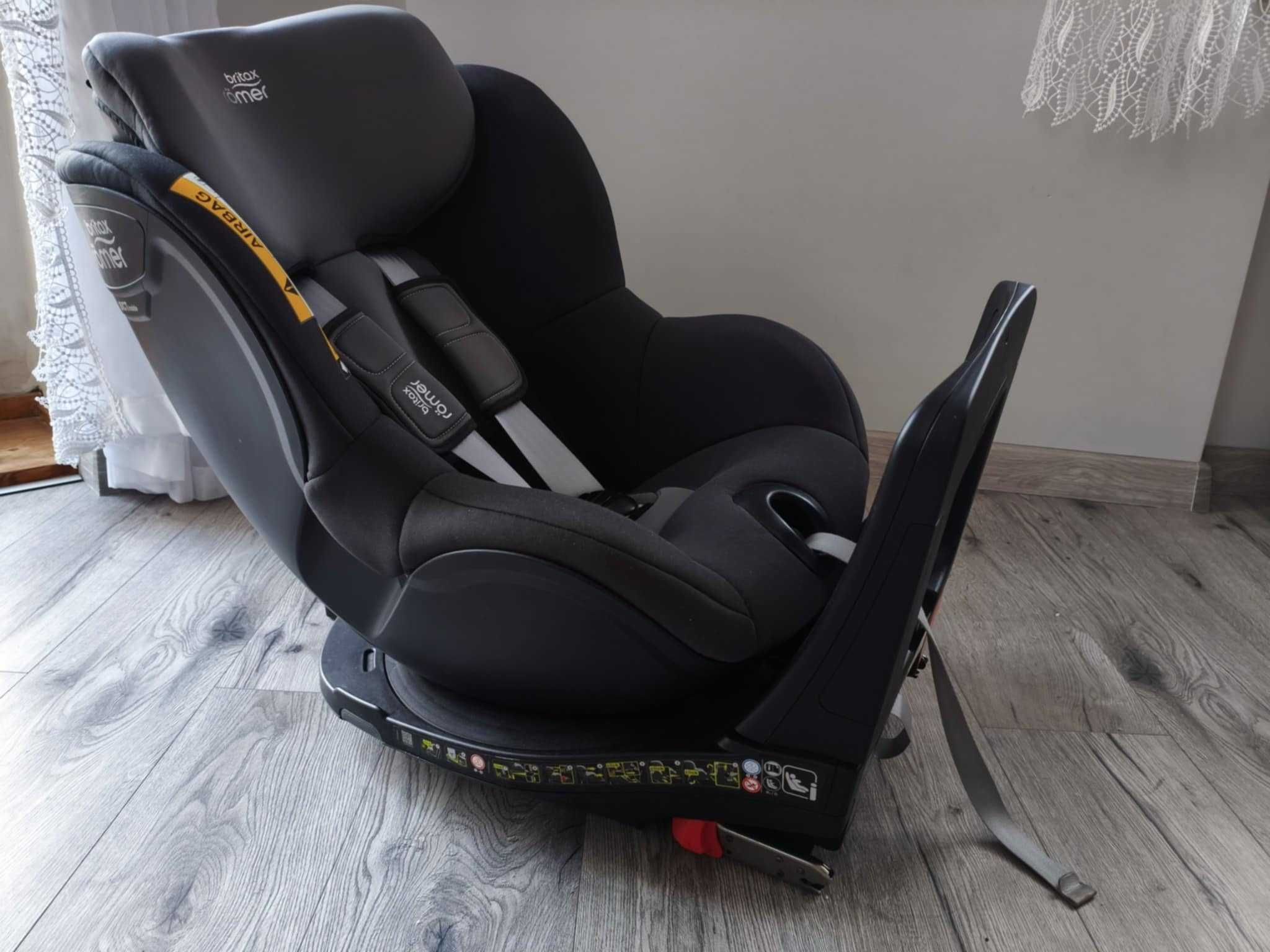 Britax Romer Dualfix M iSize Fotelik RWF 0-18kg 61-105cm