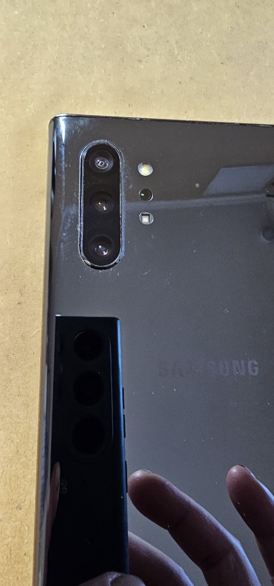 Продам телефон Samsung galaxy note 10 plus 12/512.