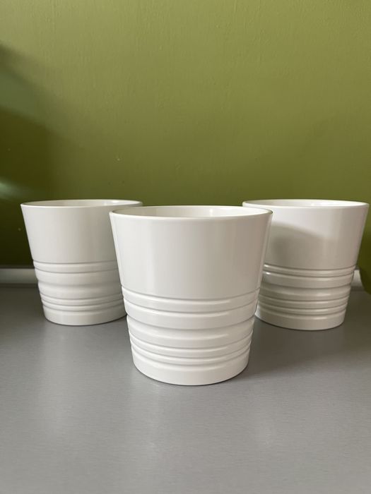 Trzy doniczki ceramiczne Ikea 11cm wysokości