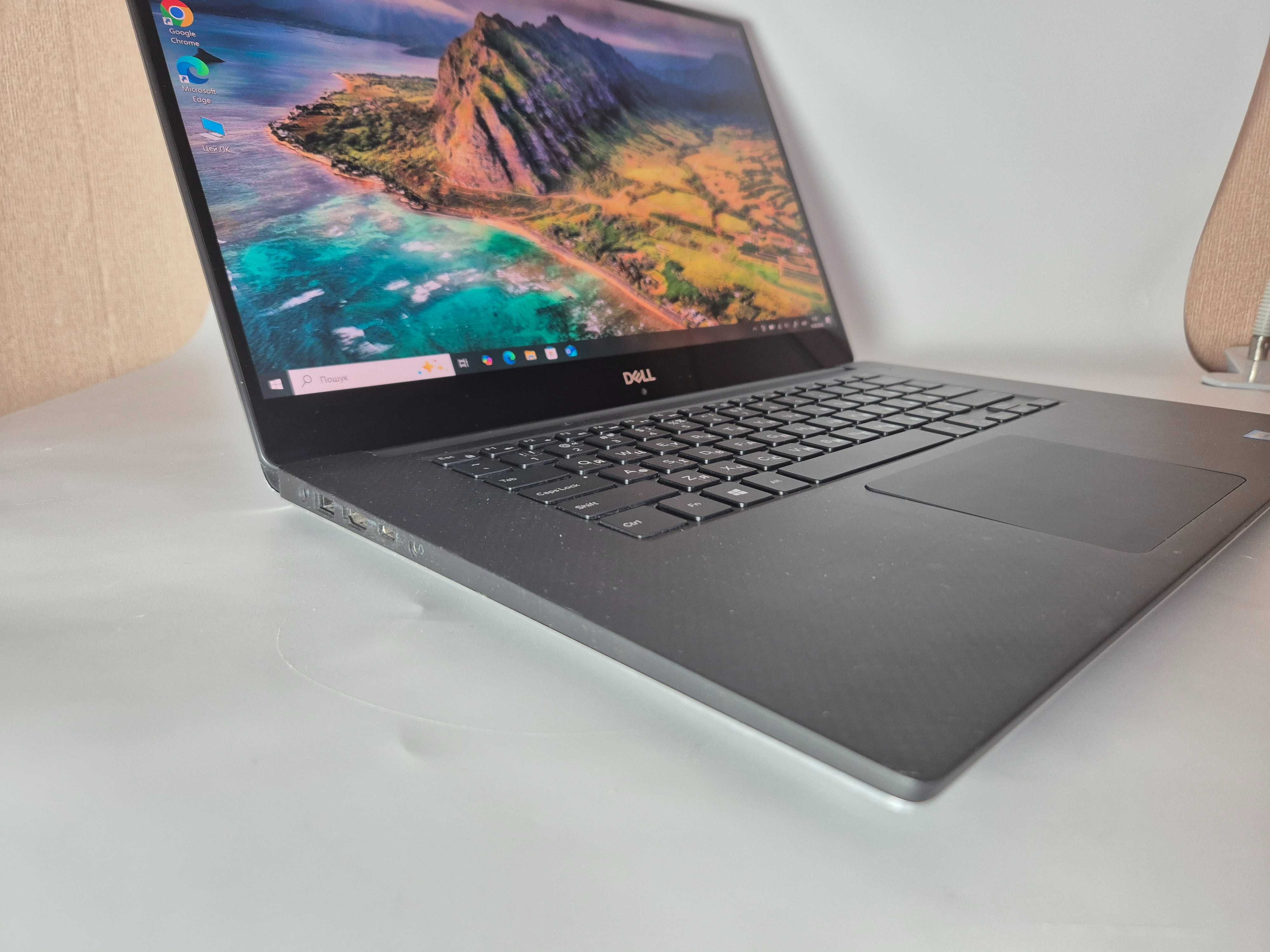 Dell 5530 15,6 4k Intel i9-8950HK, ОЗУ 32 GB, SSD 512 Gb, Nvidia P2000