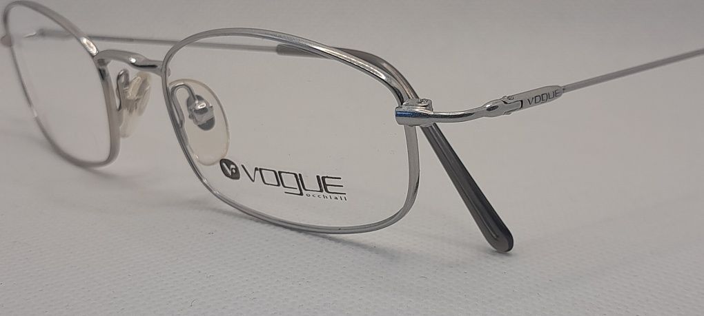 Nowe okulary oprawa Vouge