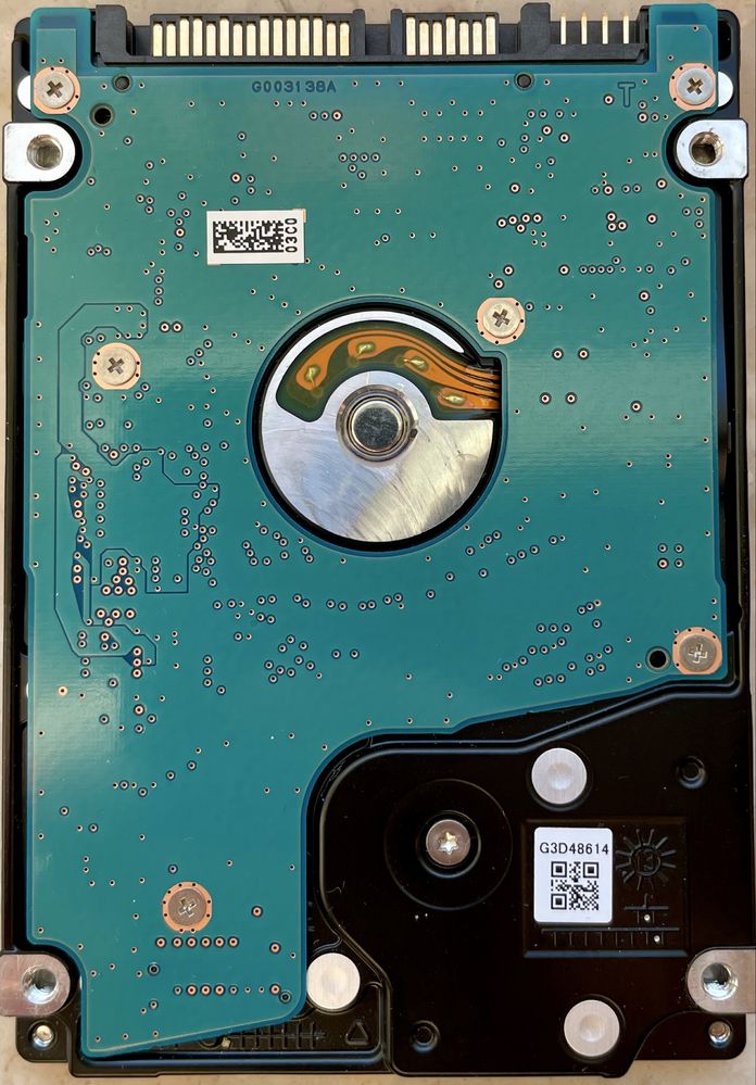 Dysk toshiba 750 gb