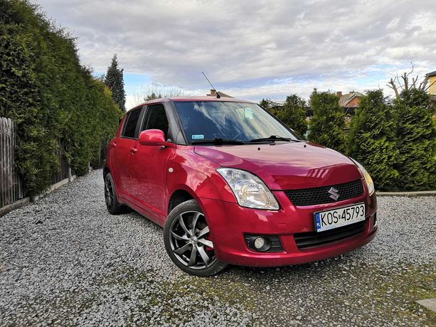 Suzuki Swift IV 2010, 126tyś, 5-drzwiowy, LCD Kamera