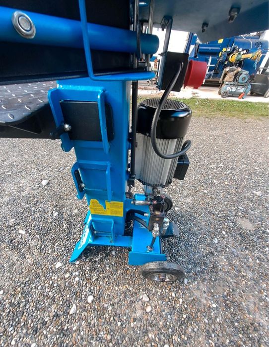 Rębak łuparka do drewna Gude 8 T