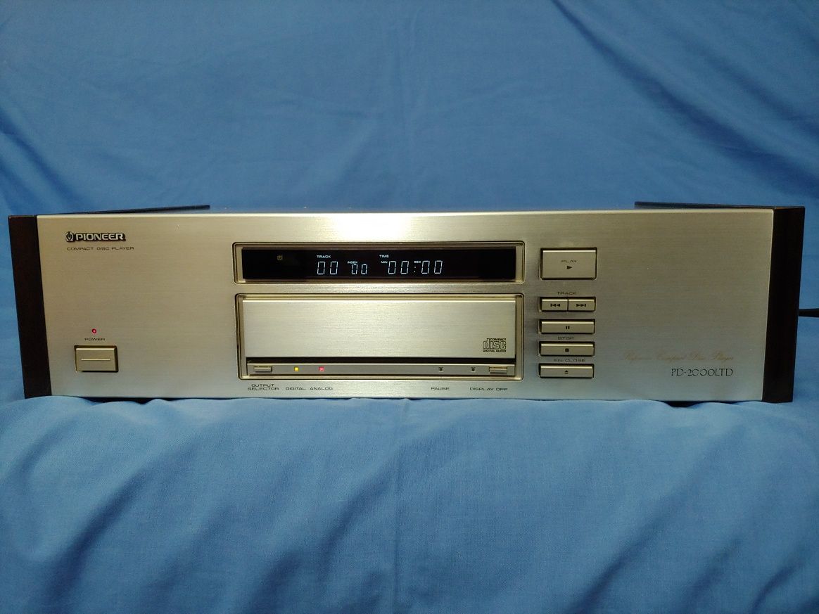Pioneer PD-2000 LTD