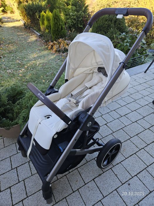 Cybex Balios S Lux 2023 spacerówka + folia przeciwdeszczowa + uchwyt