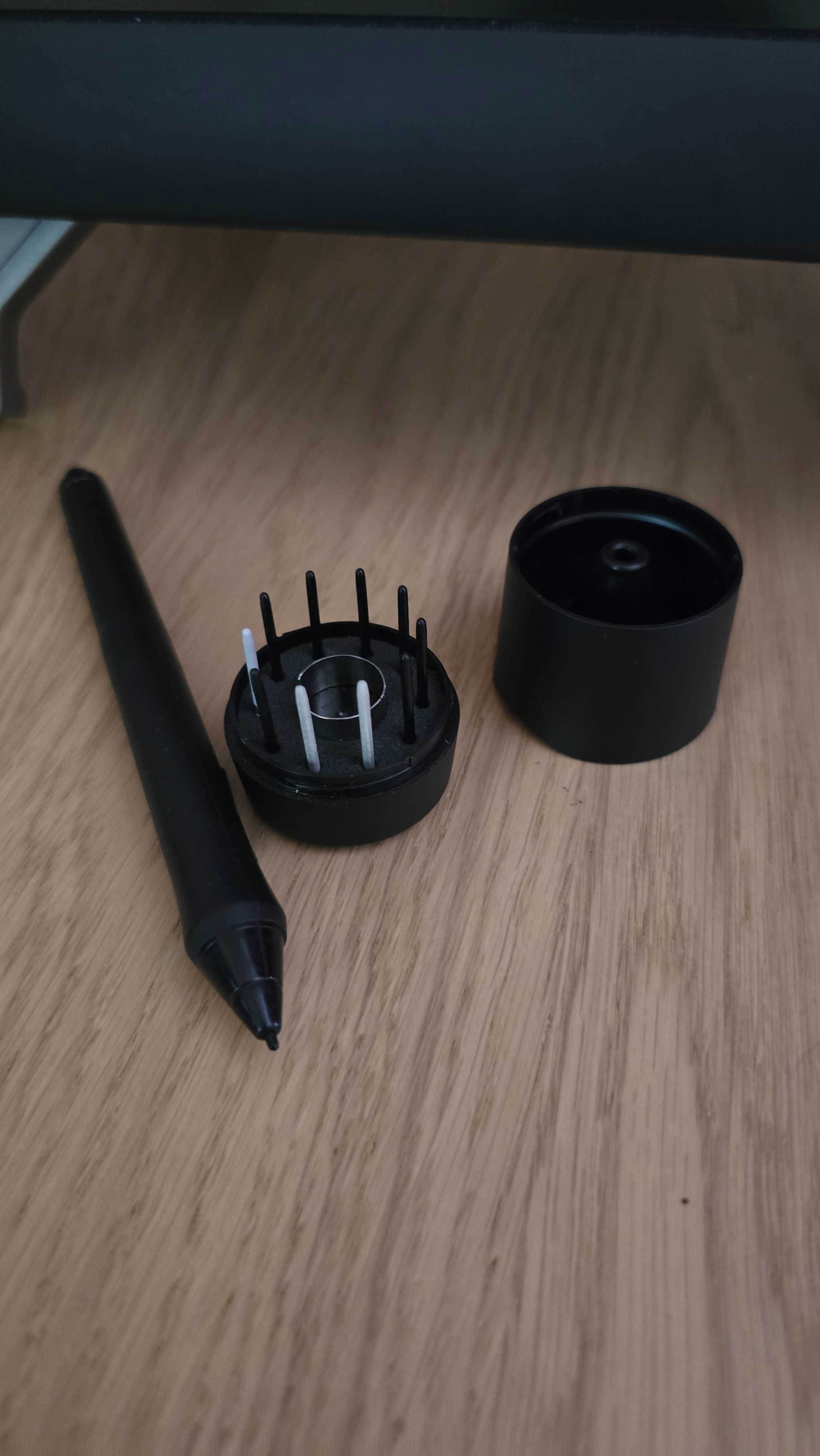 Wacom 22HD - dtk-2200