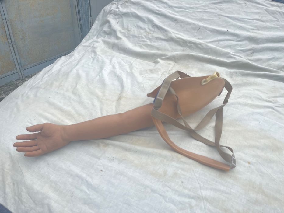 Протез ноги руки