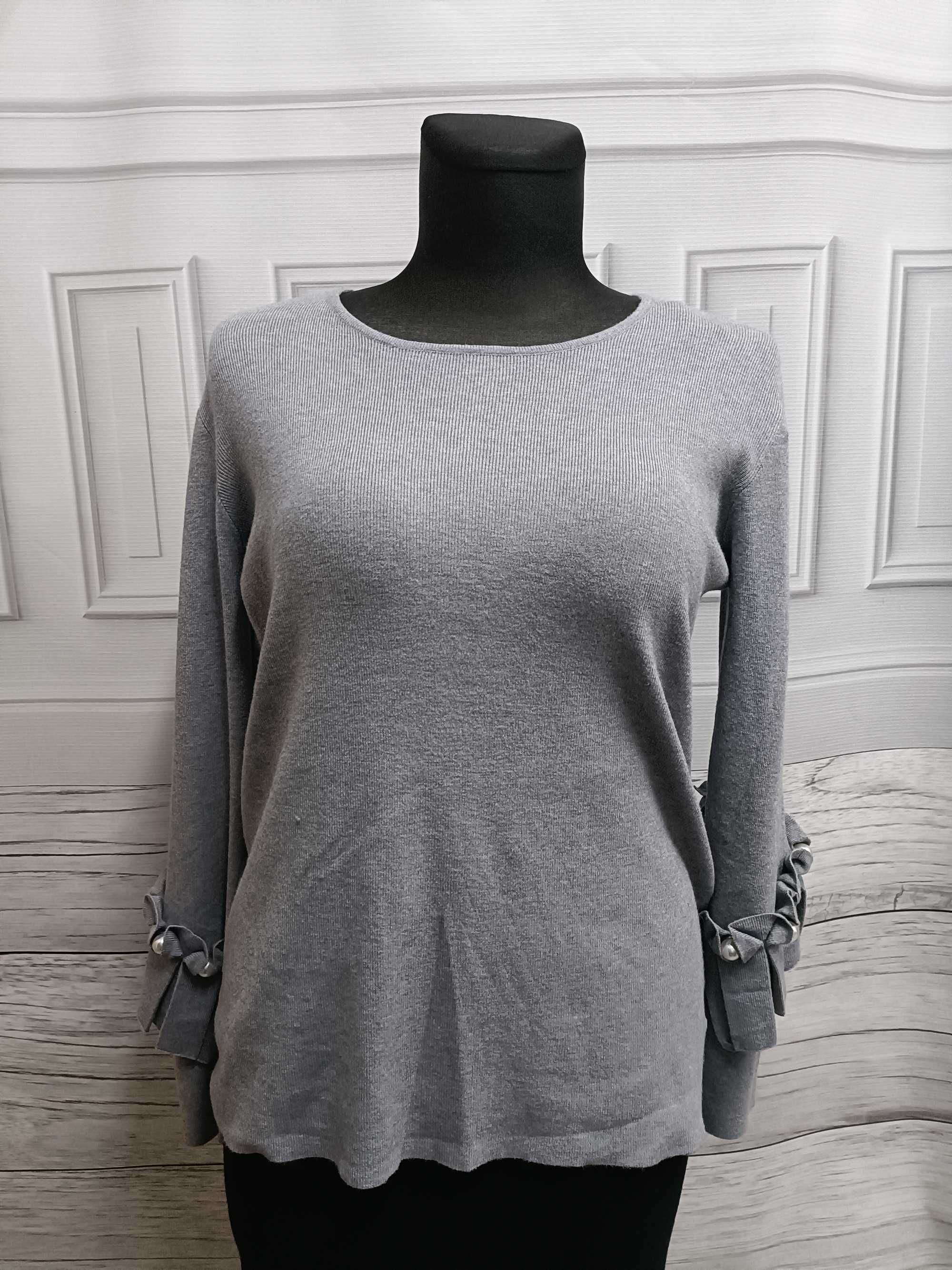 Sweter rozmiar oversize S/M