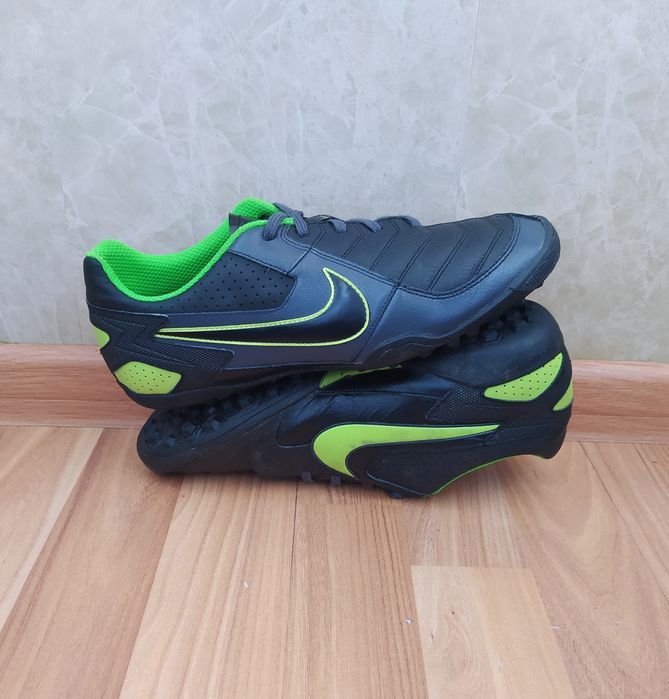 Cтильні футзалки Nike 41p