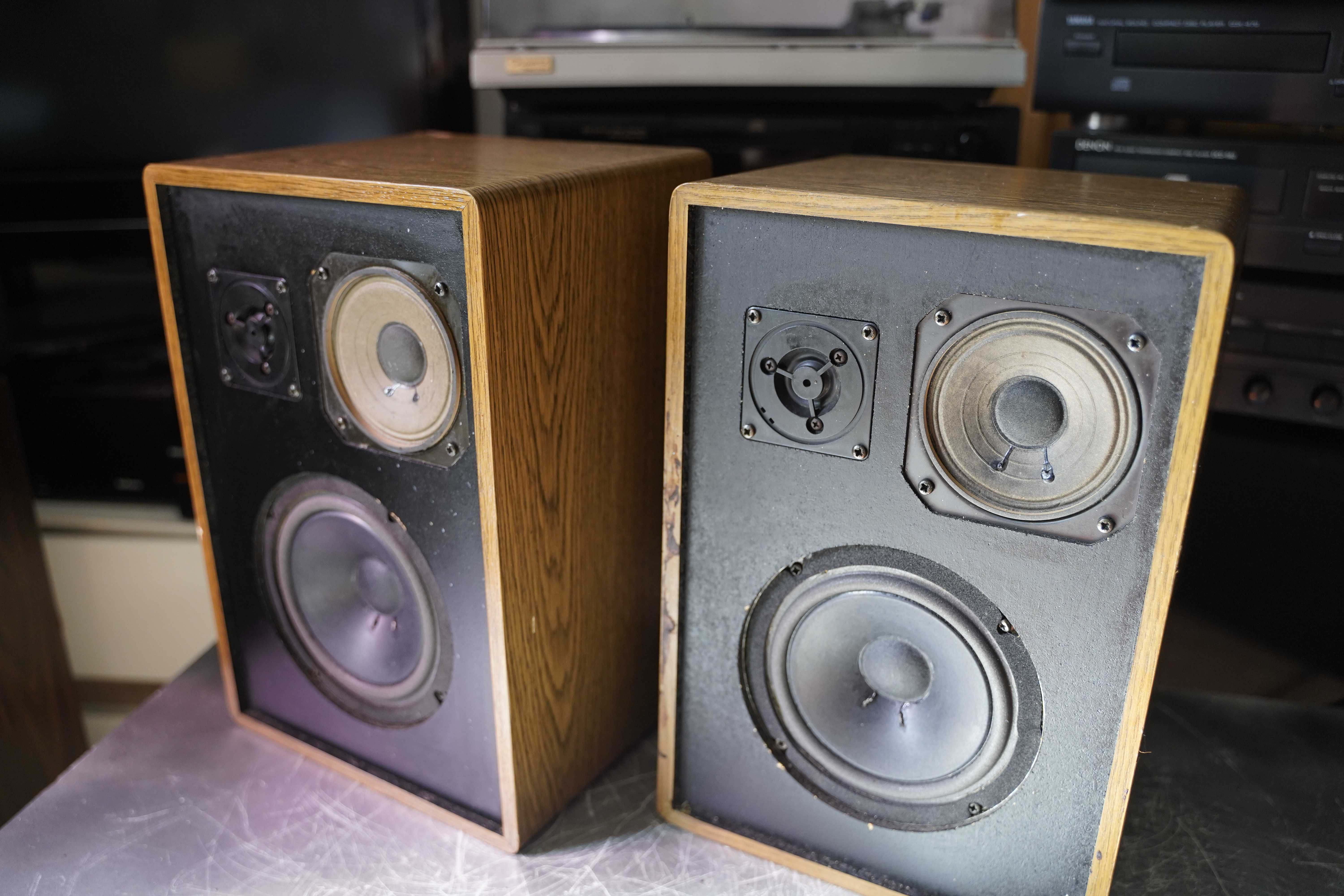 Kolumny/monitory głośnikowe 3 drożne moc 80-200W