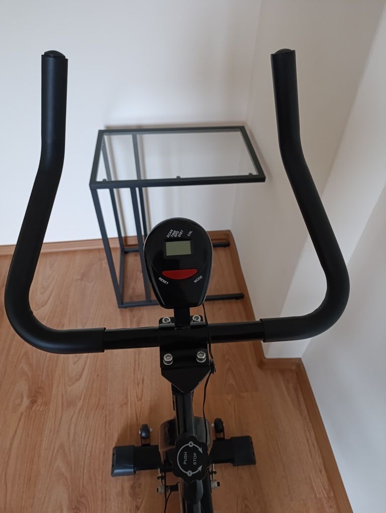 Rowerek stacjonarny spinningowy