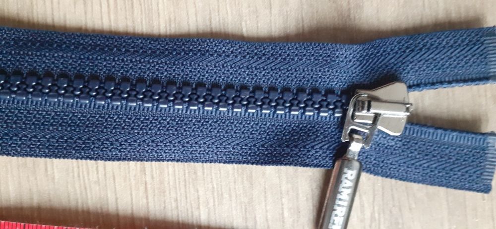 Zamek kostkowy, granatowy, 85 cm do kurtki lub płaszcza, nowy