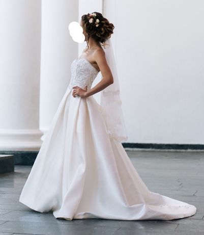 Шикарное свадебное платье с салона "Облака"