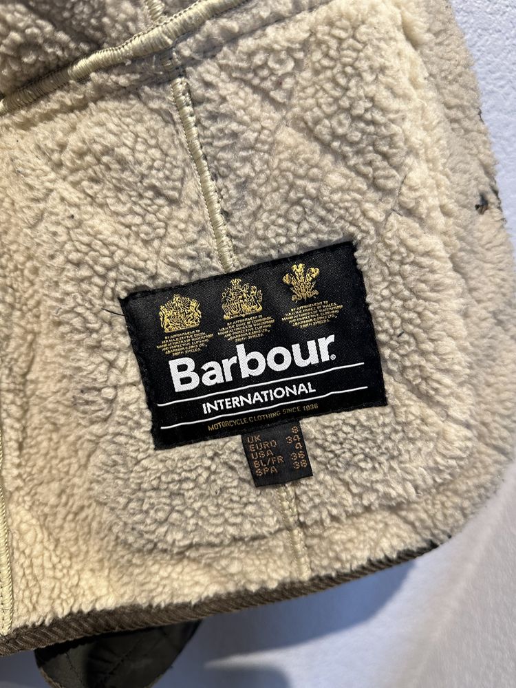 Жіноча куртка Barbour
