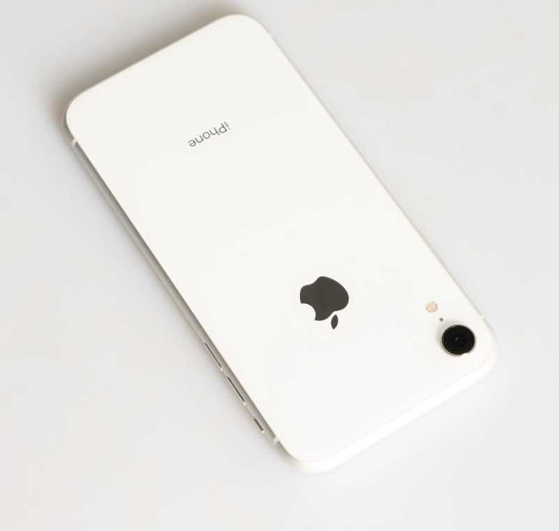 Смартфон Apple iPhone XR 64GB Белый