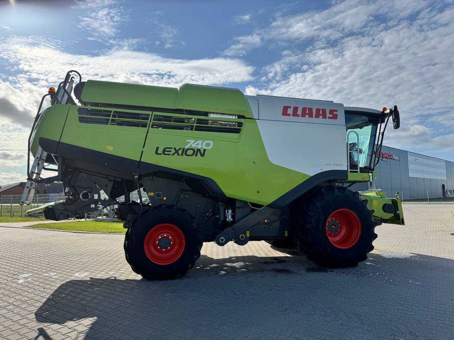 Зернозбиральний комбайн Claas Lexion 740 2018 рік, 2893/1710