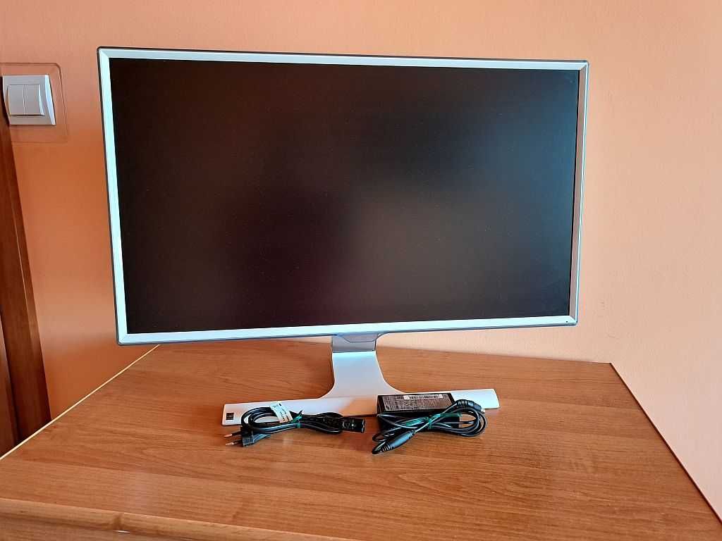 Monitor _ LED _ 27 cali_Samsung _ LS27E391HS/EN _Biały_super stan_