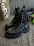 Nowe buty wiązane deezee Aktualne