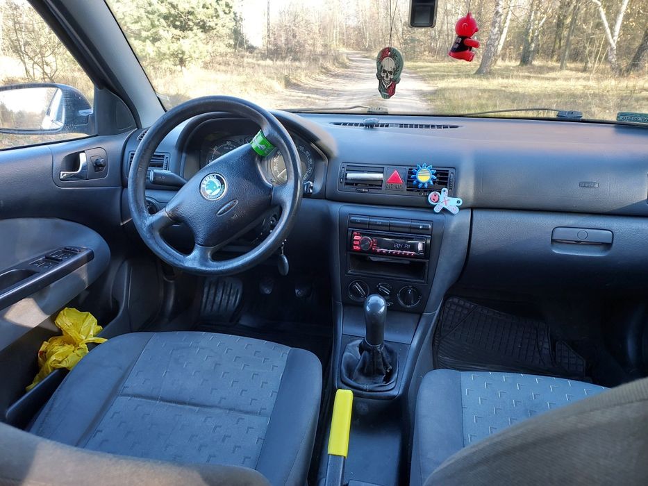 Octavia 1.9 tdi 110hp zwykła pompa opłaty na rok