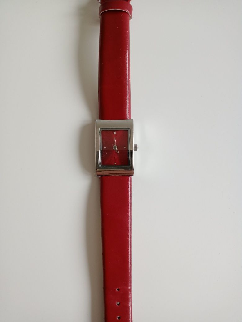 Avon bordo zegarek