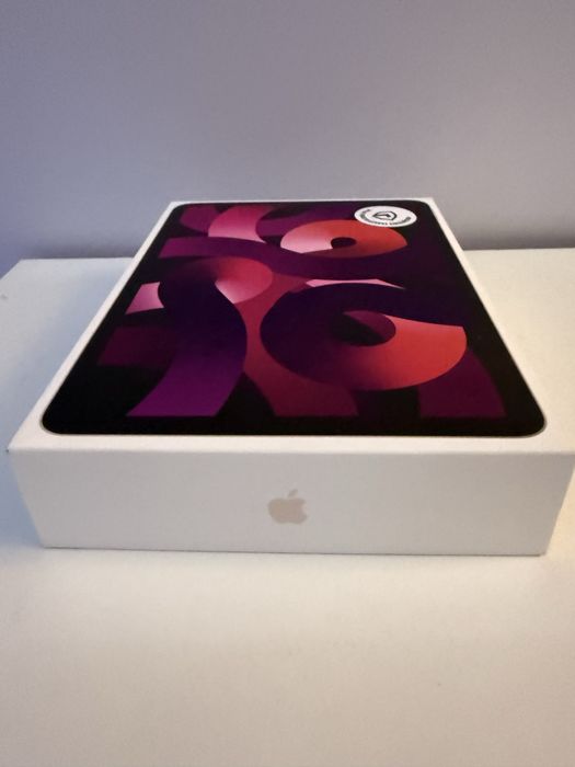 Tablet  iPad APPLE z 2024 jak nowy nie ma śladów użytkowania