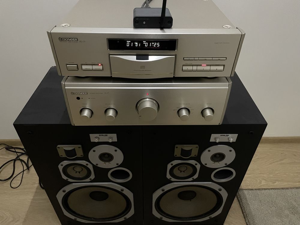 Pioneer A-07 , PD-77 , HPM-110 . piloty .