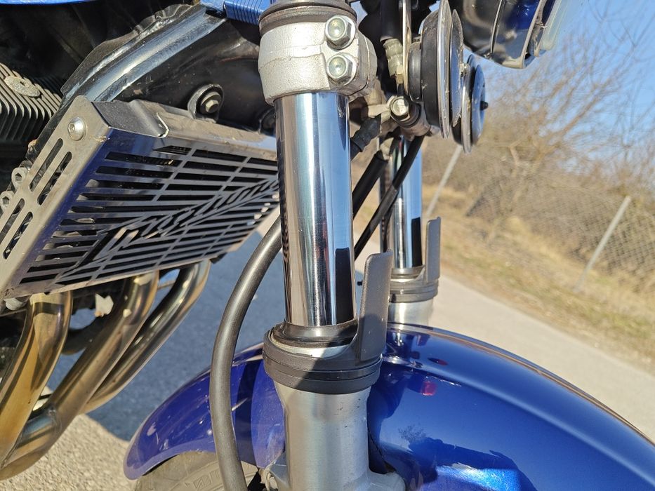 Suzuki GSX 750 Inazuma