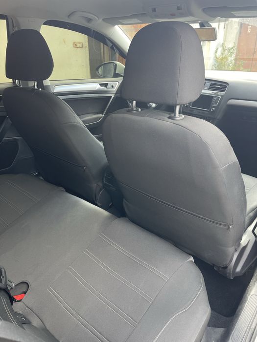 Чехлы Volkswagen Golf 7 E-Golf