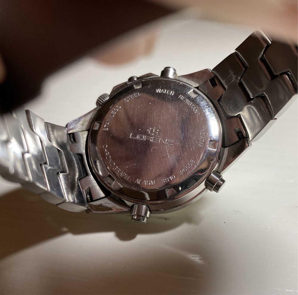 Продається чоловічий годинник Lorenz 25558.