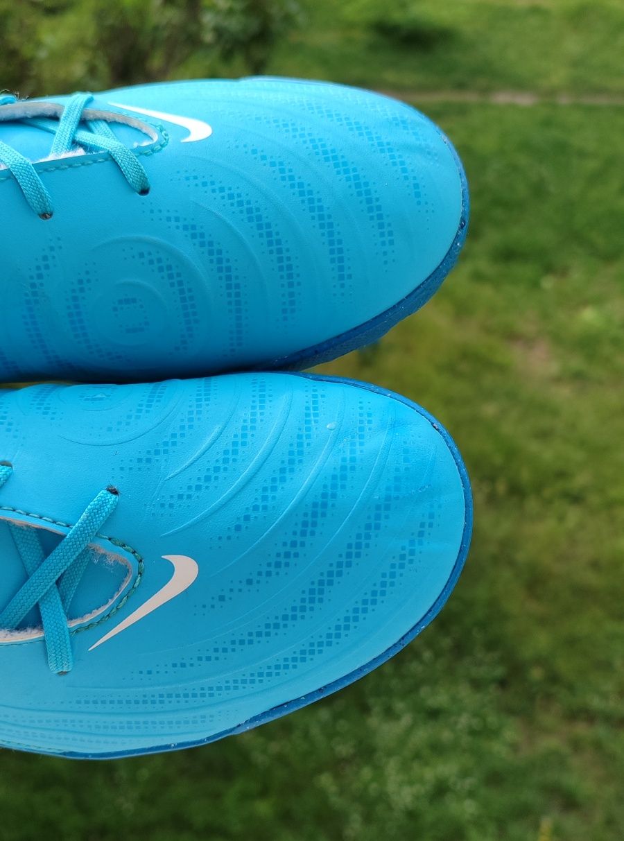 Сороконожки Nike Phantom Gx Club Tf 400  р.40