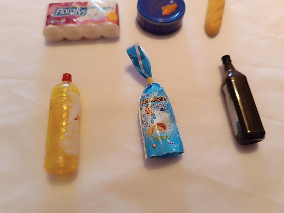 Lote 6 miniaturas de Brincar ou colecionar. Lidl