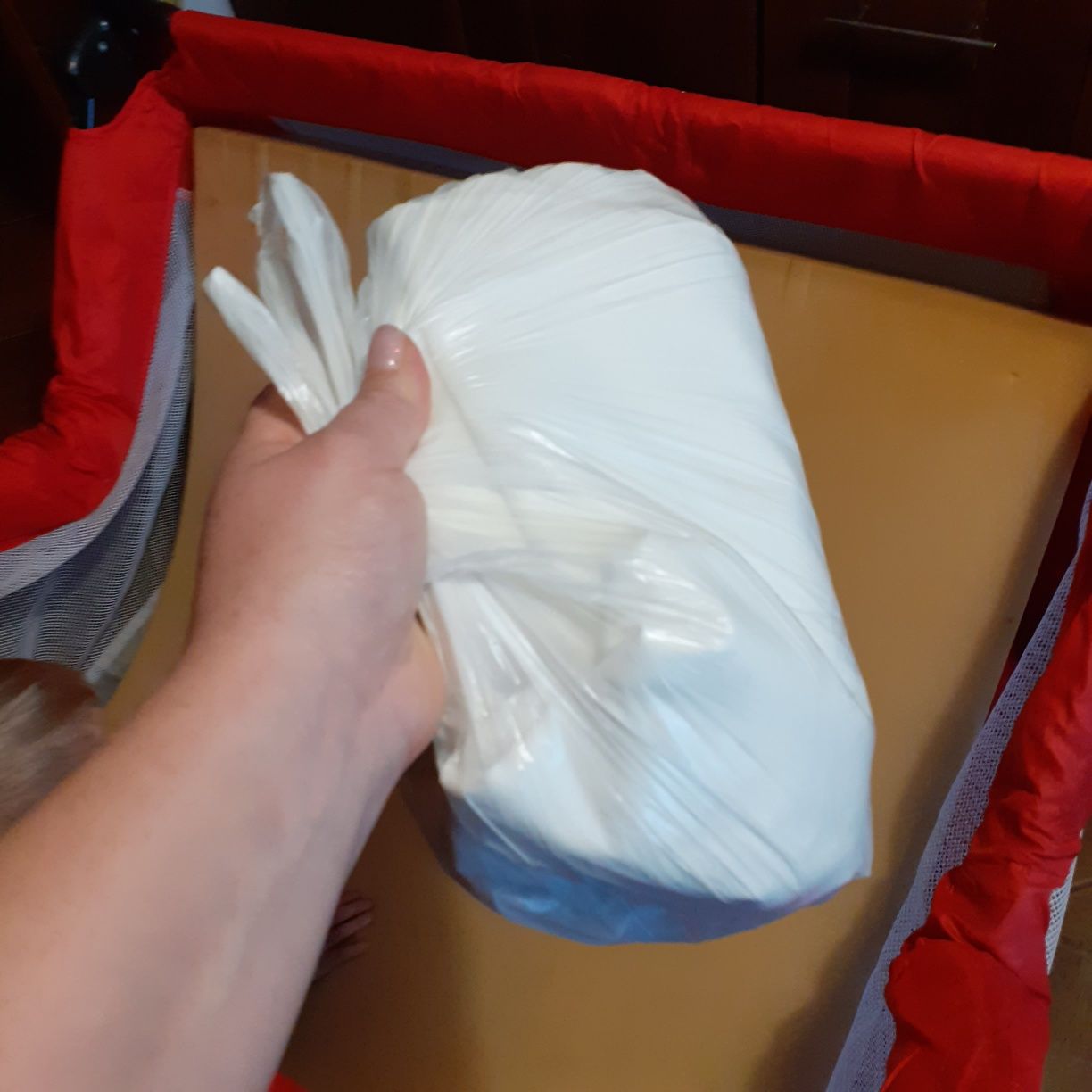 Łóżeczko turystyczne kwadrat +materac