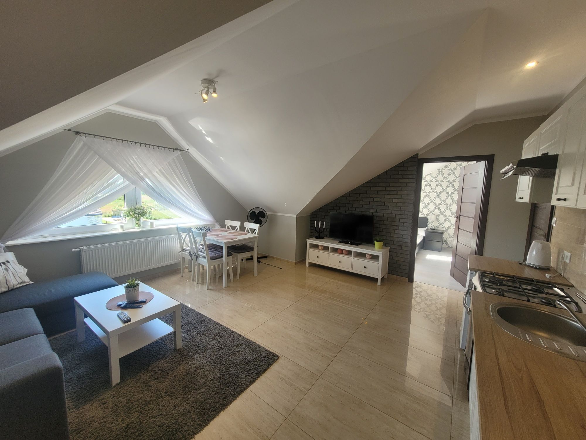 Pokoje Gościnne i Apartament Magdalenka Łeba nad morzem OD 18.08.2024