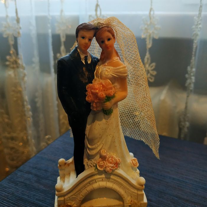 Статуетка жених и невеста на торт