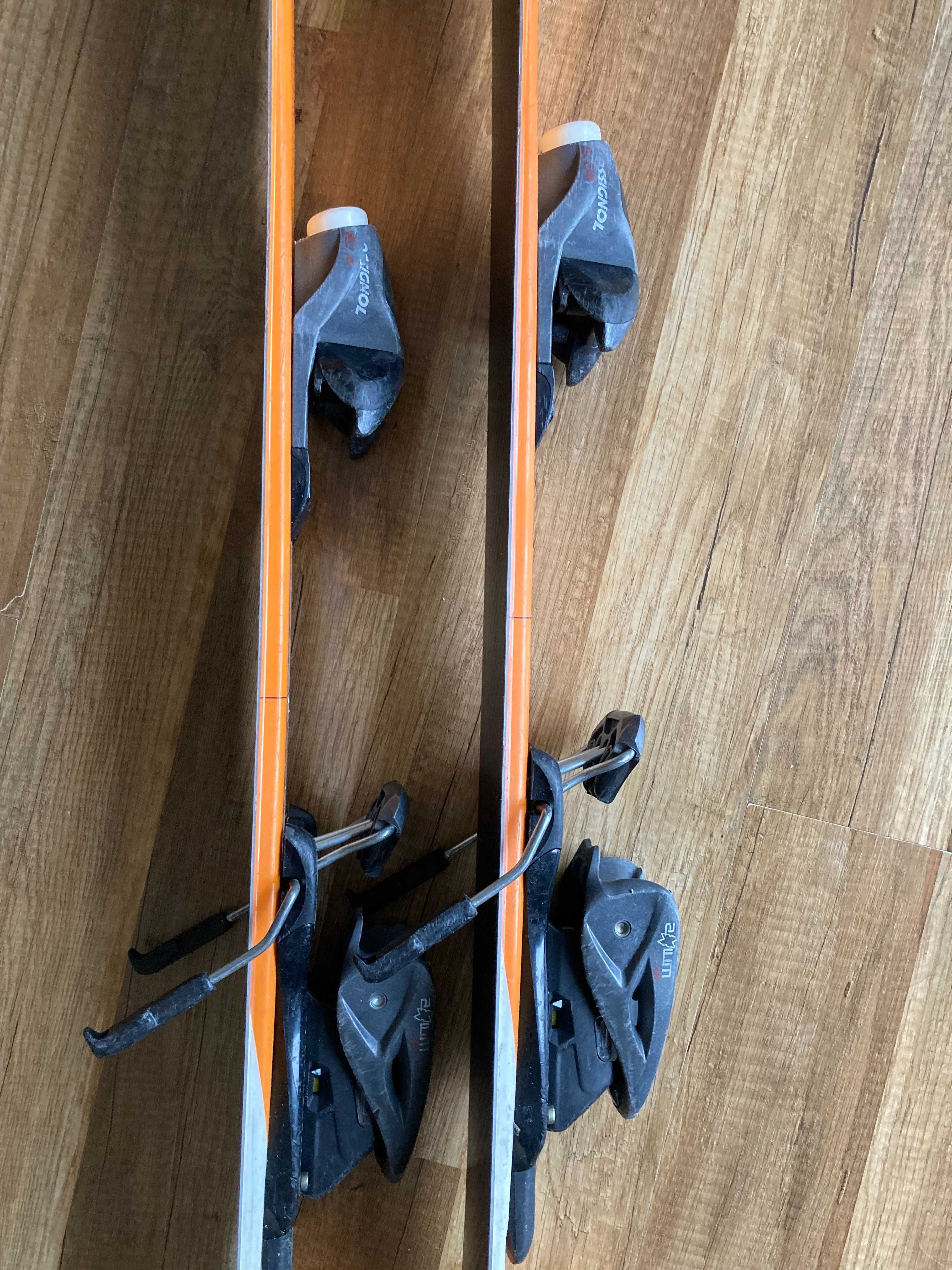 Narty juniorskie Rossignol 120 cm naostrzone nasmarowane