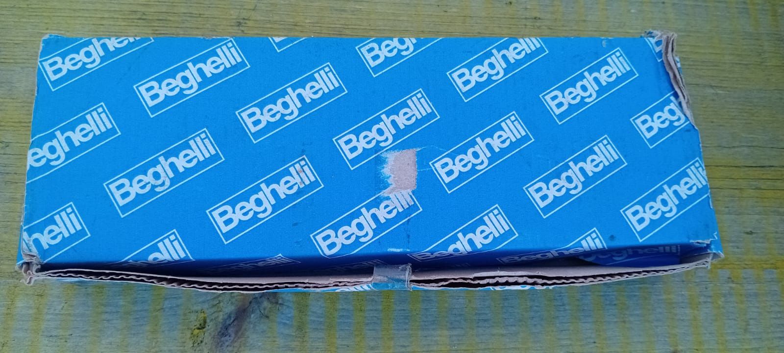 Kit Beghelli novo 12513 para converter armaduras florescentes