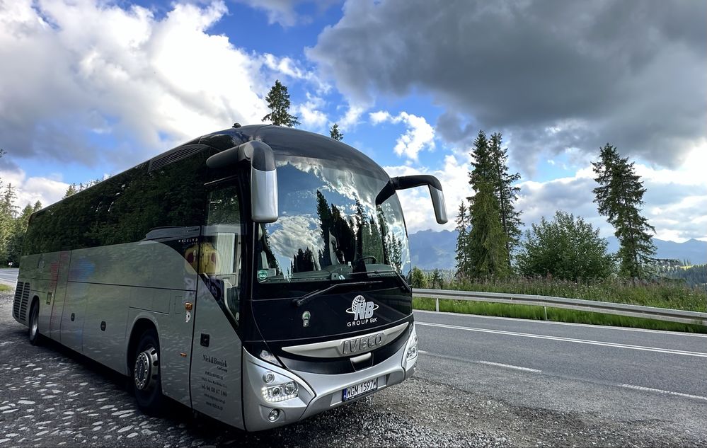 Autokar, bus, mini bus, wynajem, transport osób, wycieczki, transfery.