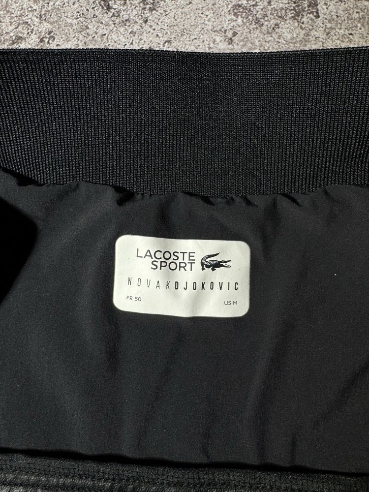 Легенька вітровка Lacoste