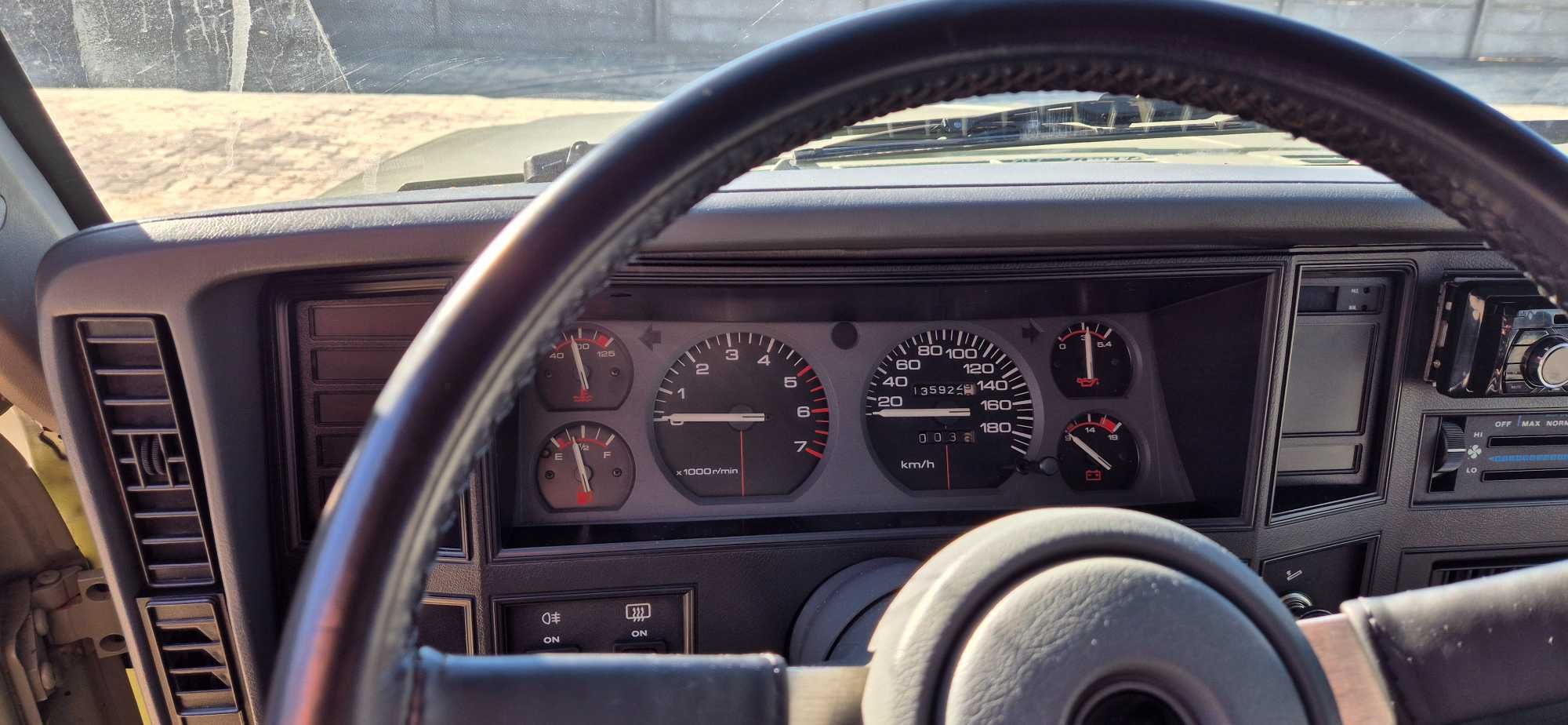 Jeep Cherokee 4.0 z gazem