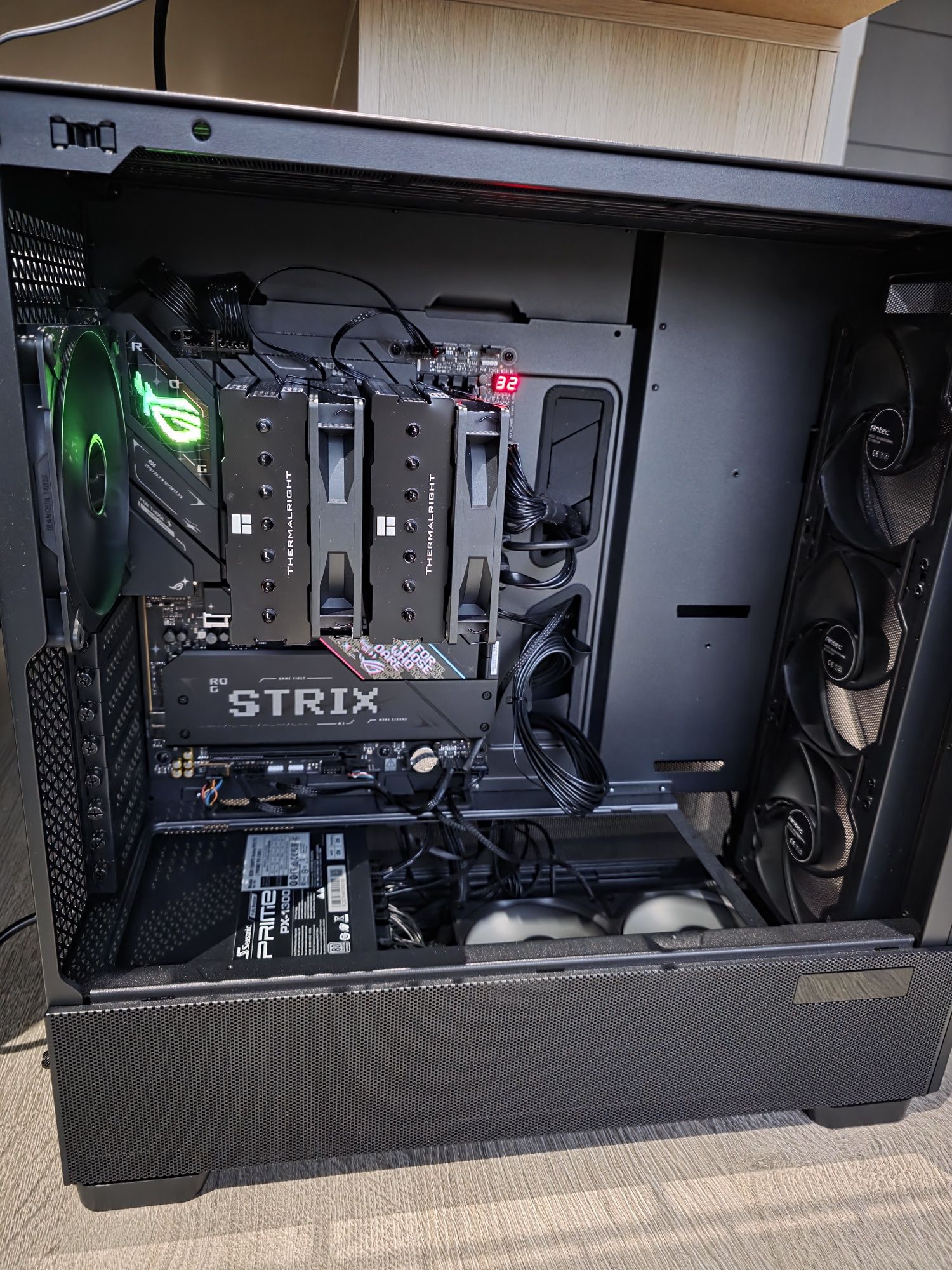 PC z Ryzen 7 9800X3D bez dedykowanej karty graficznej