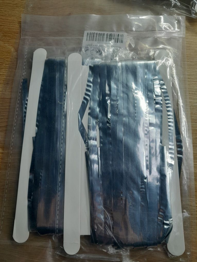 zasłona kurtyna srebrna dekoracyjna imprezowa folia 2 szt. 2m x 1m