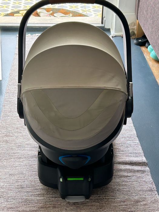 Ovinho Izi Go Modular X1 + sistema Isofix