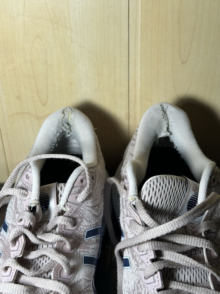 Бігові Кросівки Asics GT2000 11
