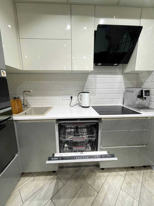 Срочно от собственника Парк фонтанов новый кирпичный дом у моря