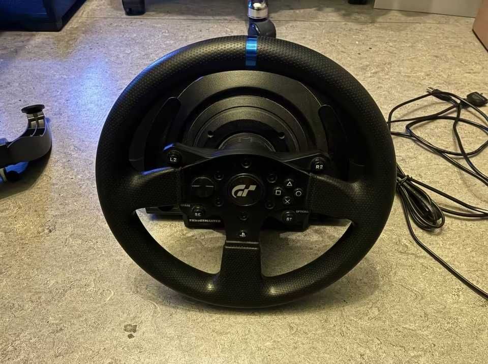 Thrustmaster t300 rs gt