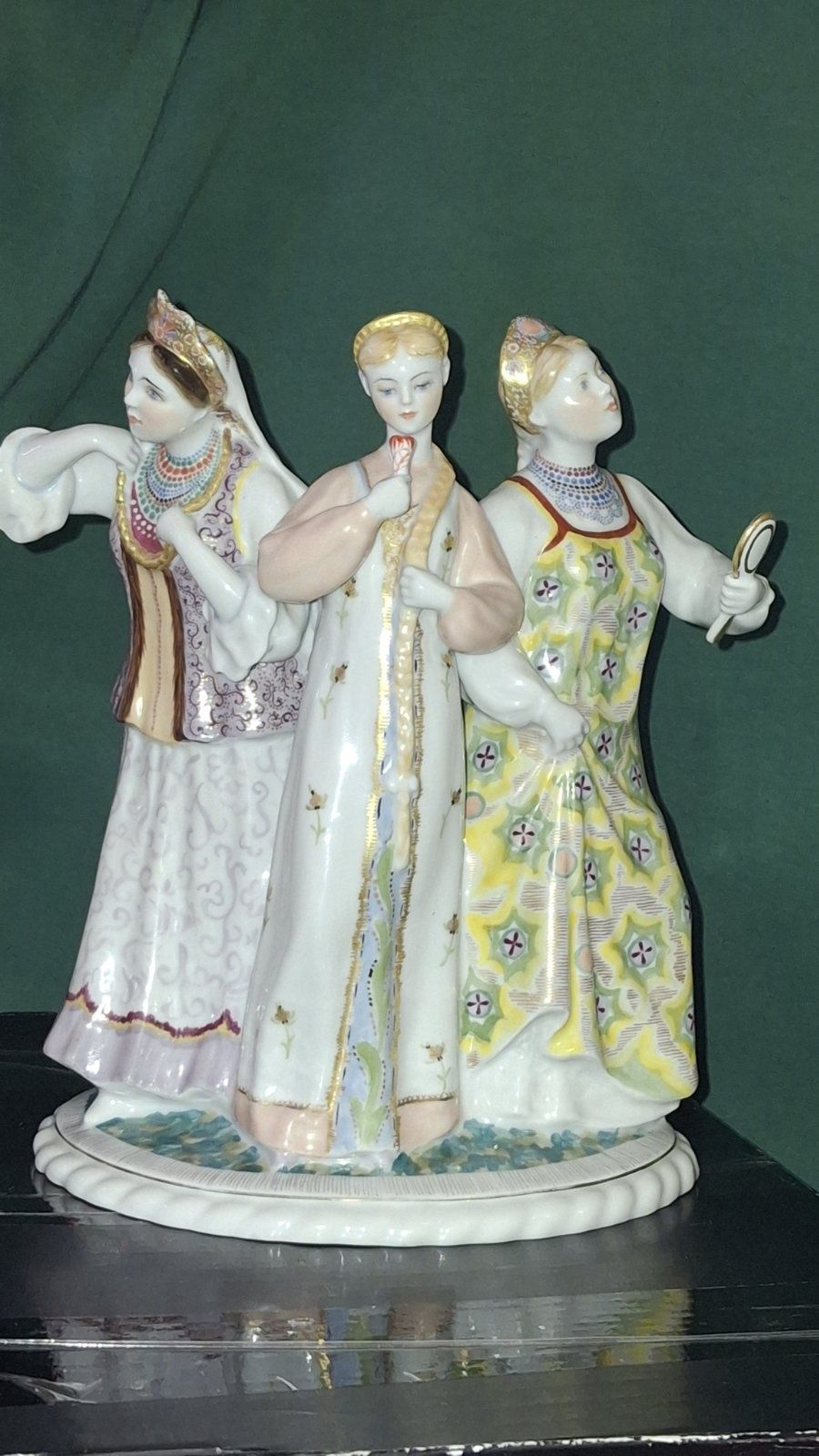 Статуэтка балерина Машенька,  эскимосска, мальчик с кружкой, царевна