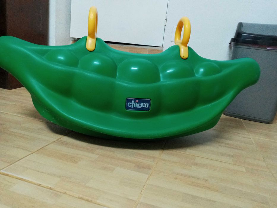 Baloiço CHICCO em bom estado