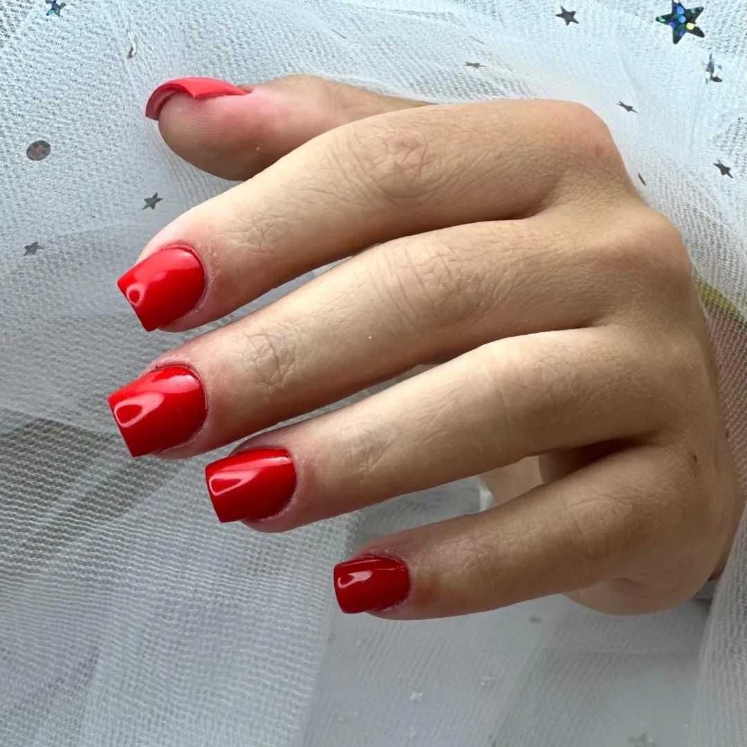 Unhas de gel, depilação