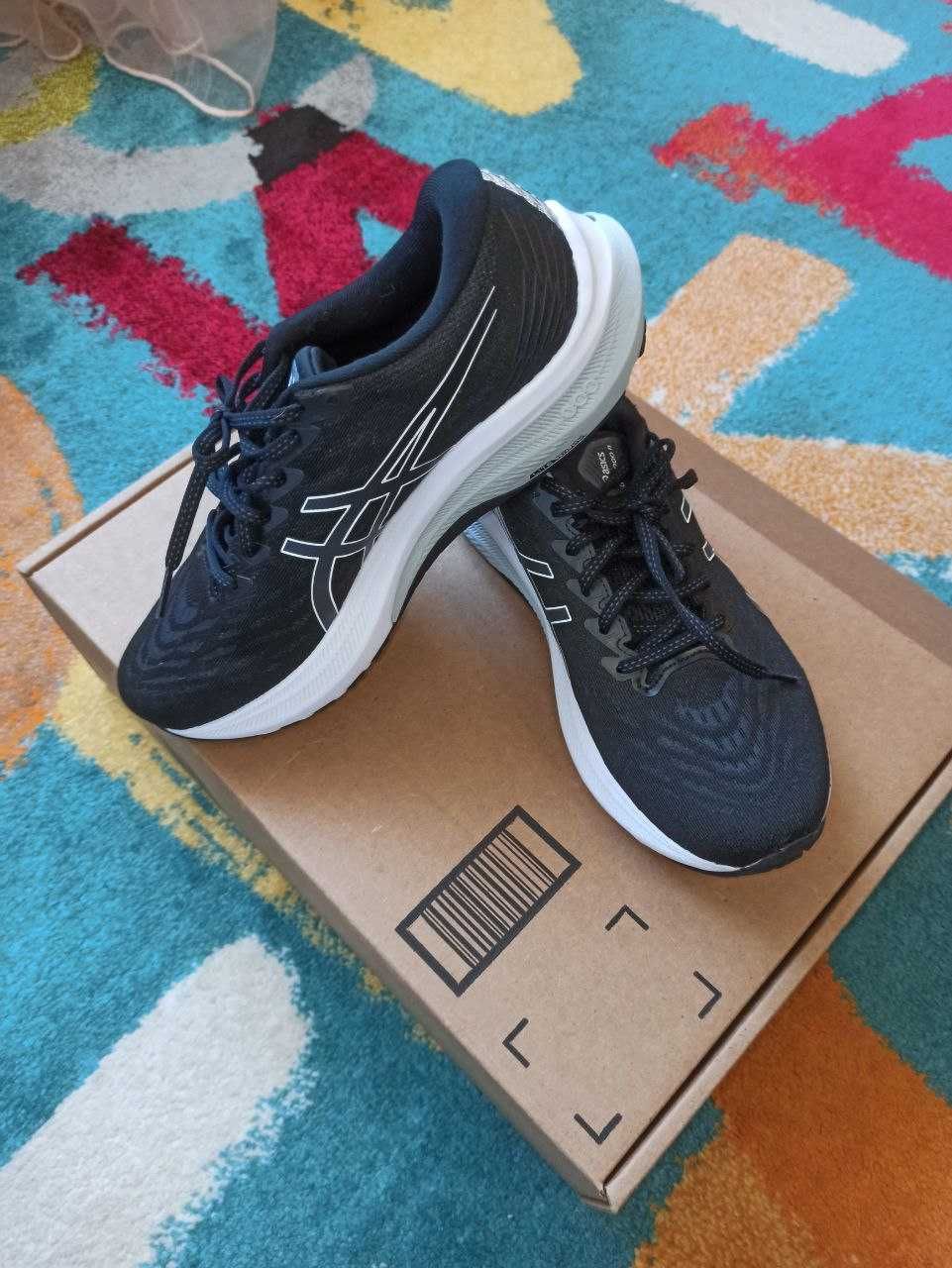 Кросівки Asics GT 2000 11  р. 40.5, Оригінал з США